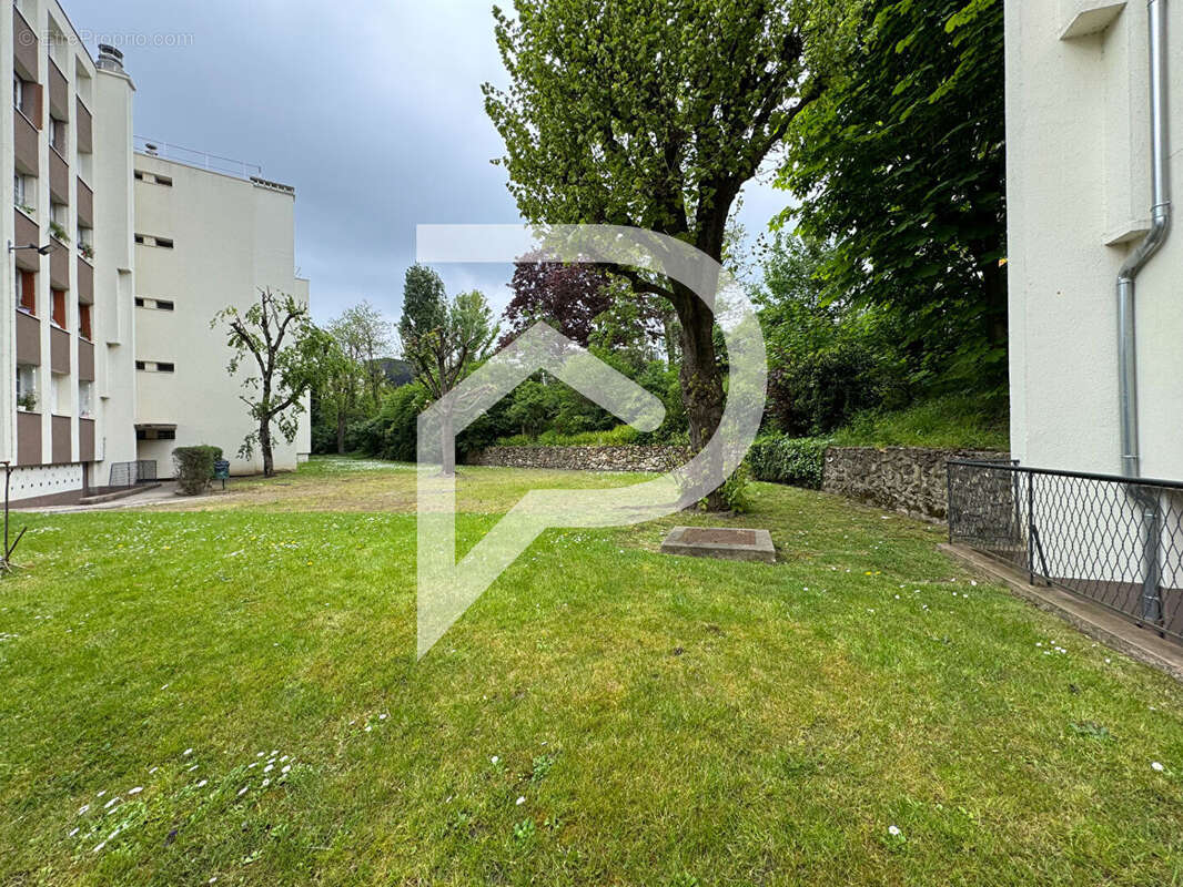 Appartement à COLOMBES