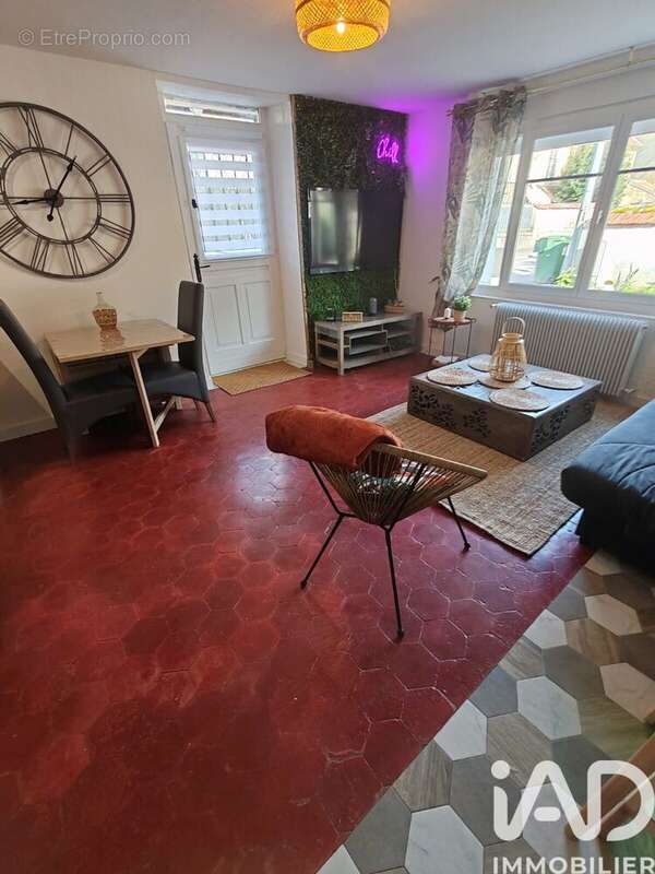 Photo 2 - Maison à VILLIERS-SUR-MORIN