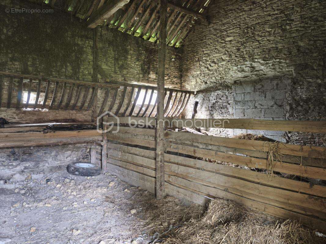 Maison à SAINT-CYR-EN-PAIL