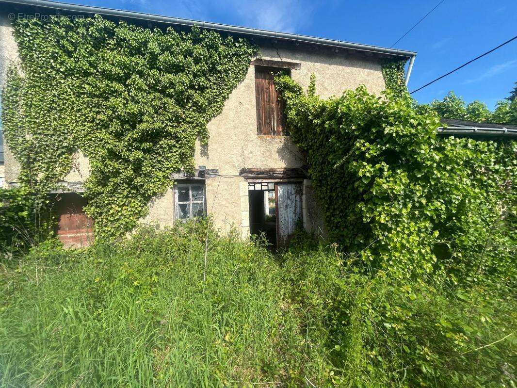 Maison à SAINT-MARCEL