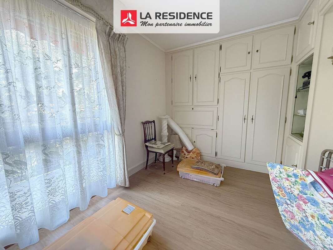 Appartement à VELIZY-VILLACOUBLAY