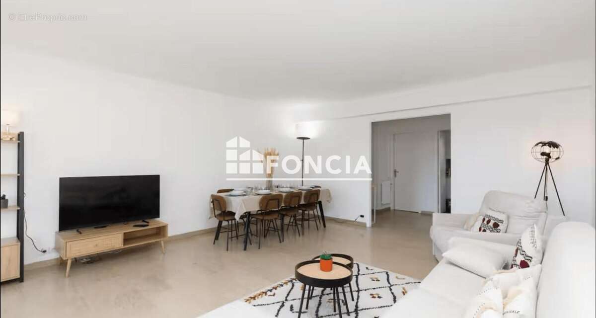 Appartement à LE CANNET