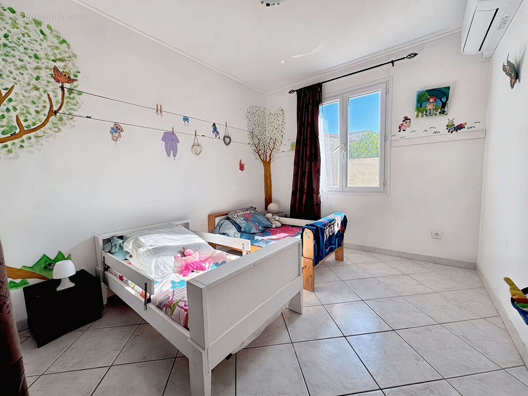 Maison t5 marignane  119 m² avec piscine et garage - photo 10