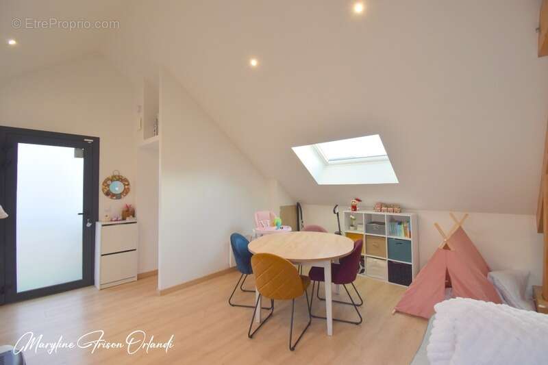 Appartement à VIMINES