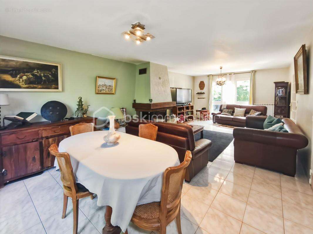 Maison à VILLEPINTE