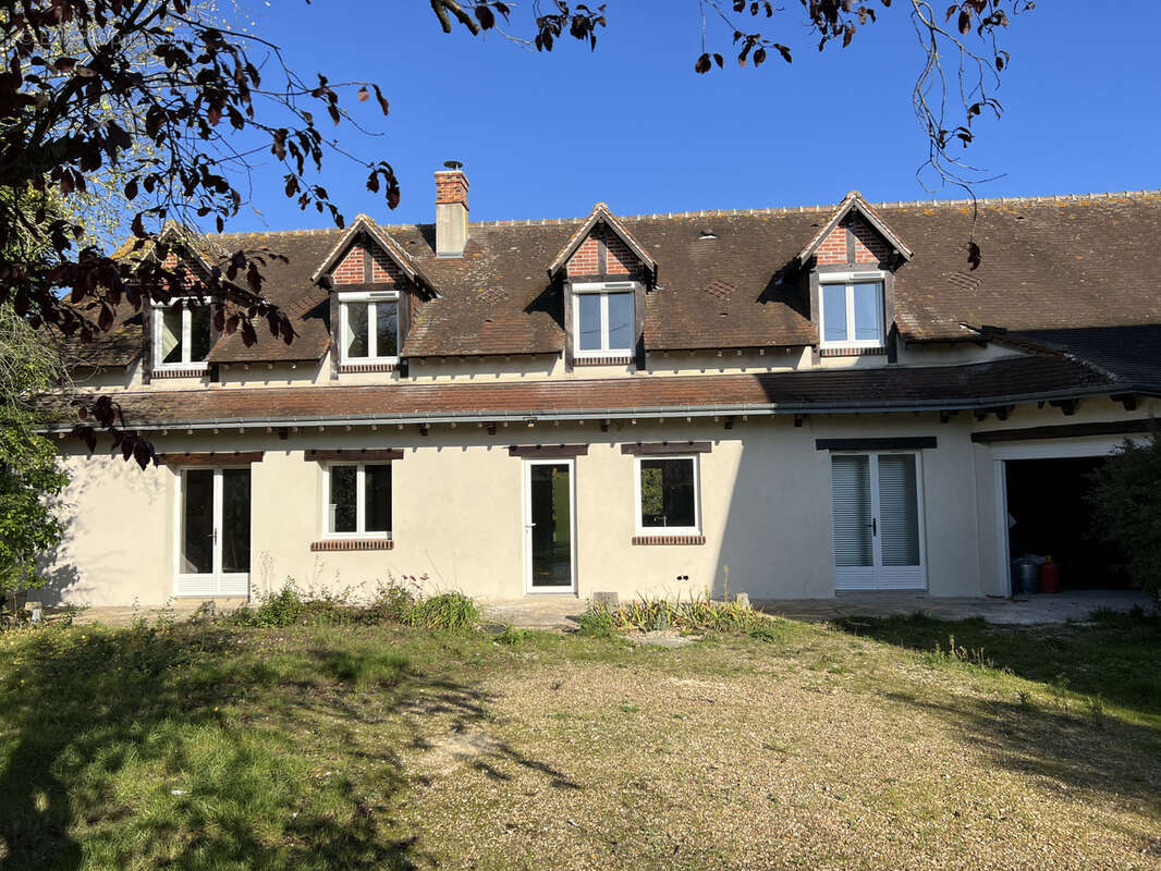 Maison à MAINTENON
