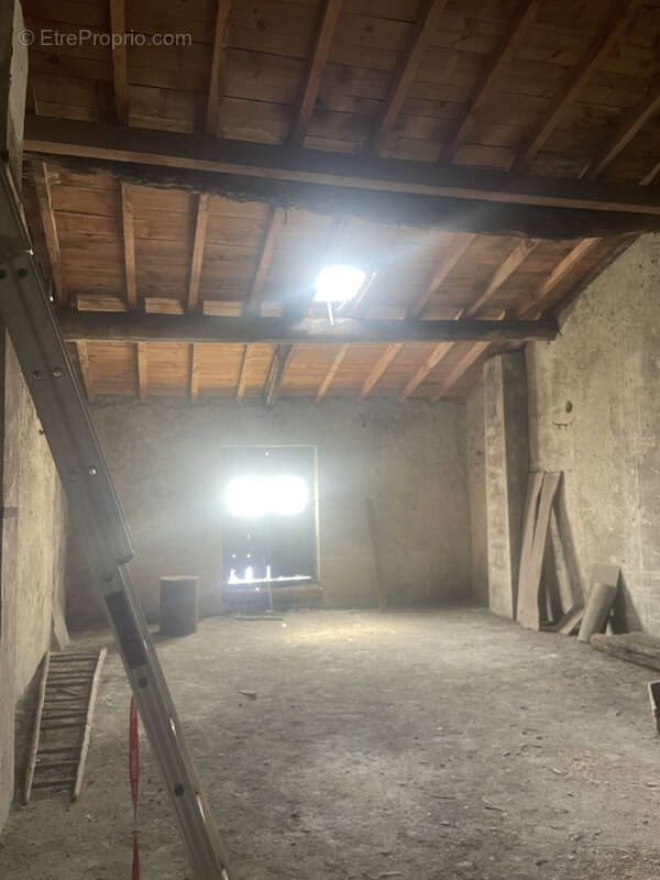 Maison à SUMENE