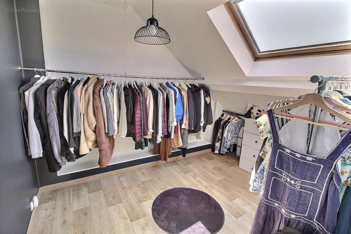 Appartement à MONTIGNY-LE-BRETONNEUX