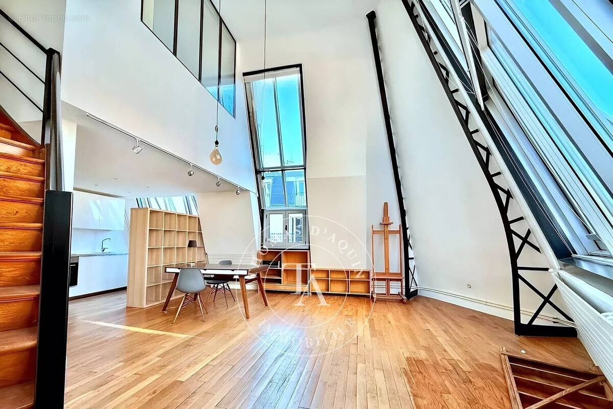 Appartement à PARIS-15E