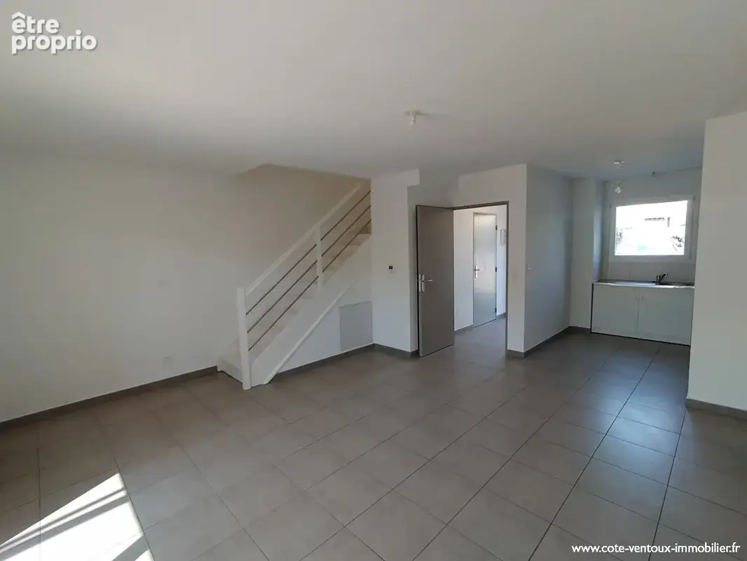 Maison T3 - 67 m² - Jardin et parking privatif - photo 4