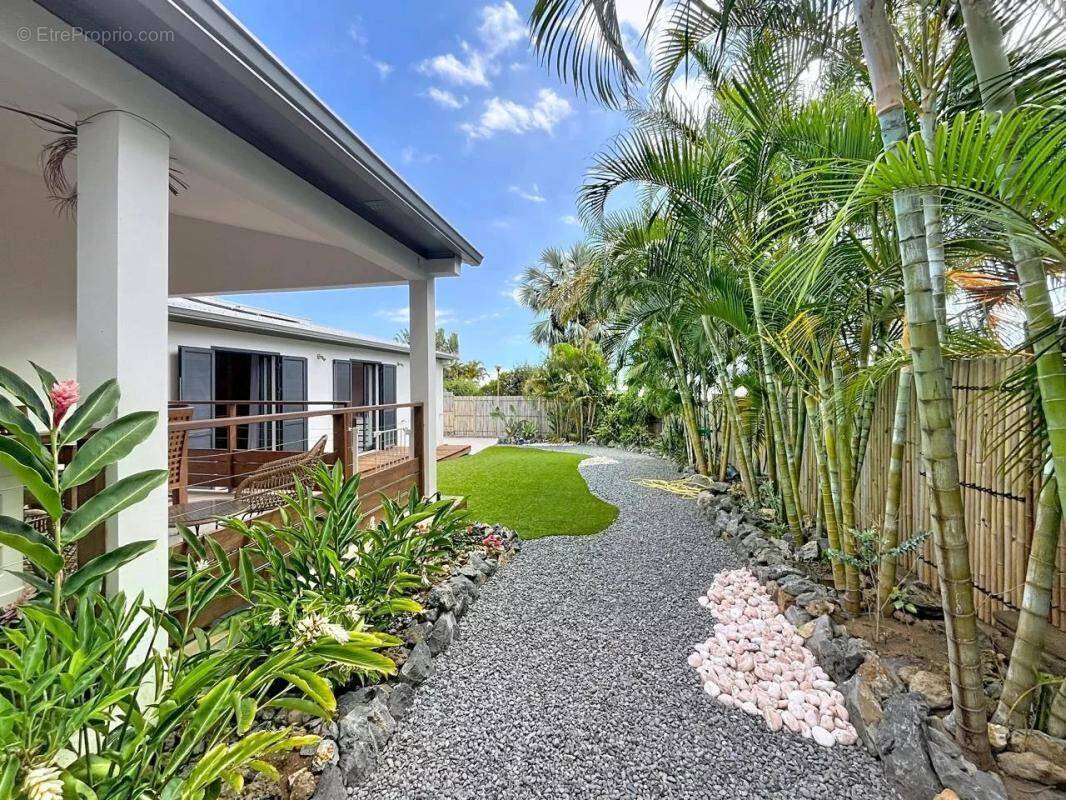 Maison à SAINT-PIERRE