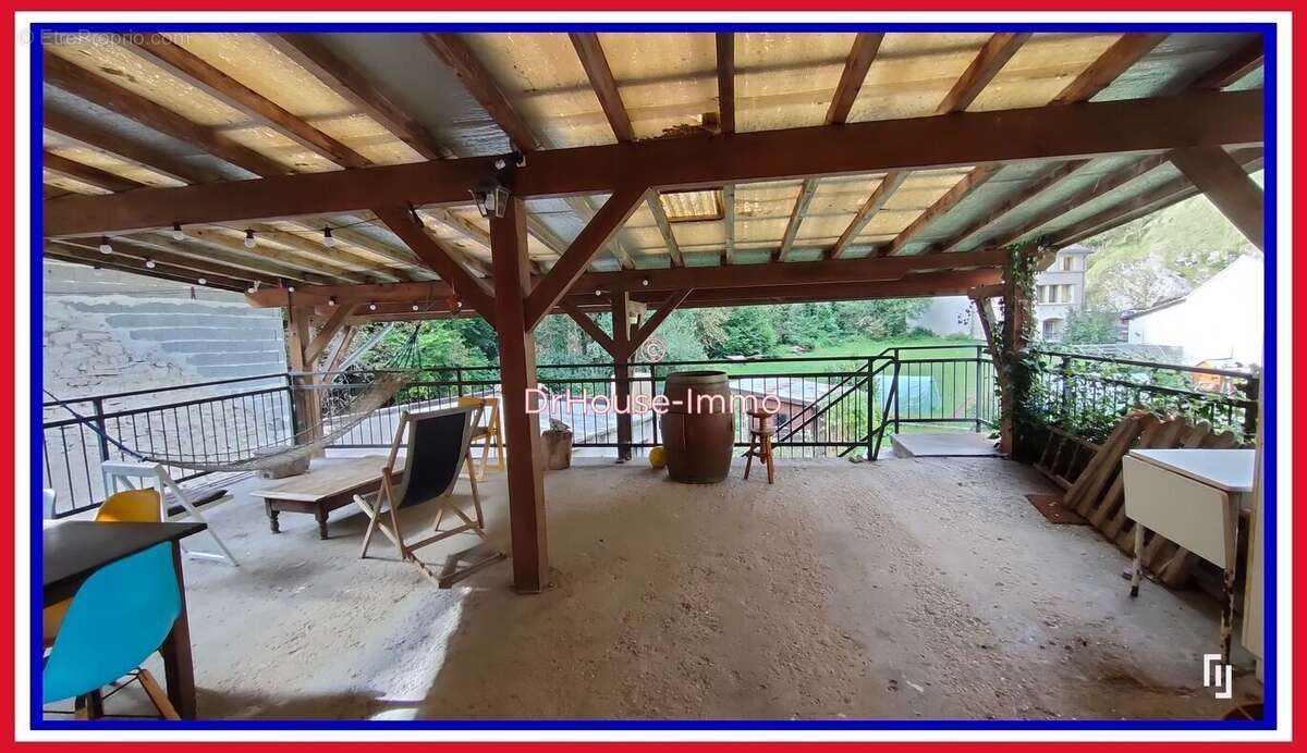 Appartement à RENCUREL