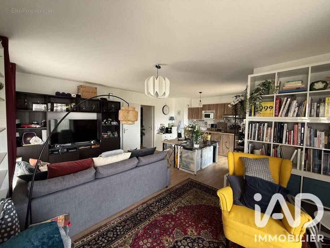 Appartement 85 m² à Stains  - photo 6