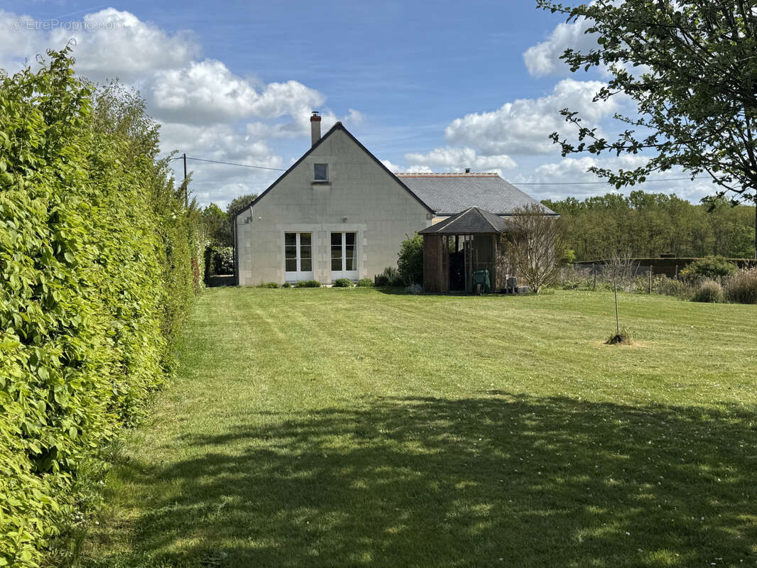 Maison à LOCHE-SUR-INDROIS