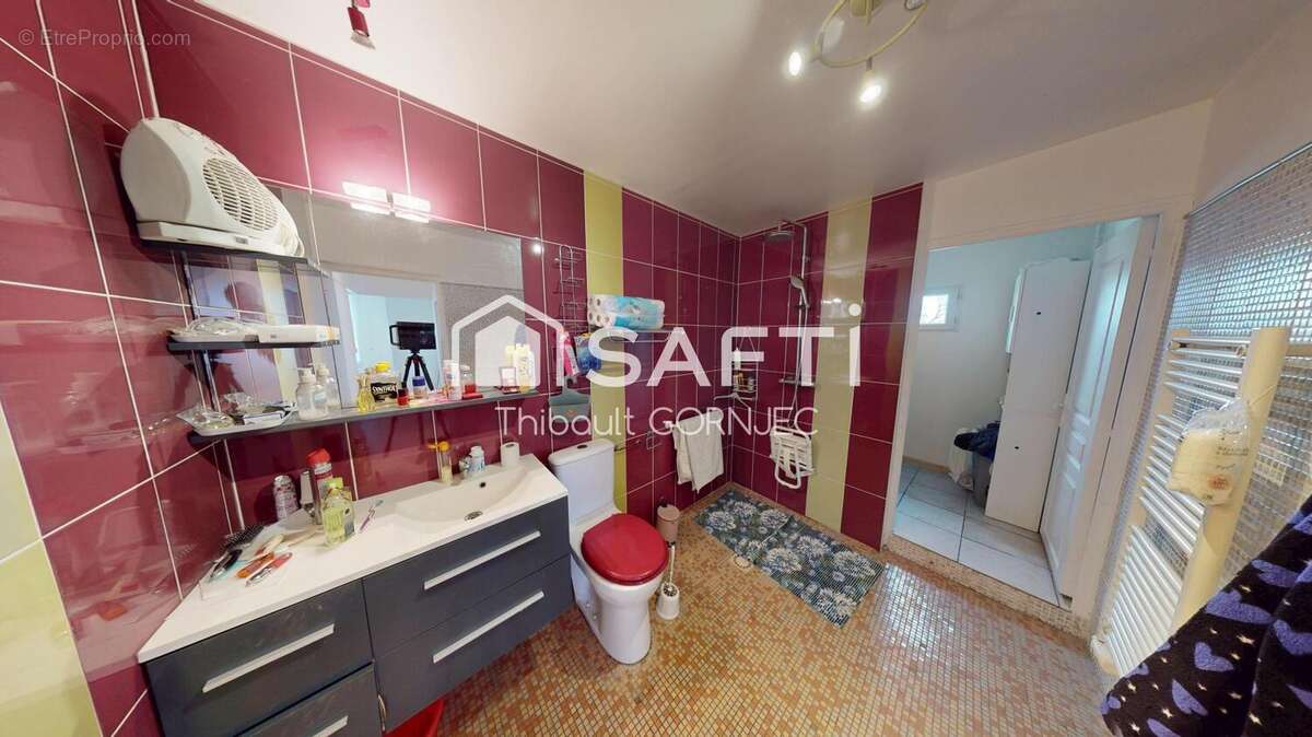 Appartement 400 m² à Dordives  - photo 8