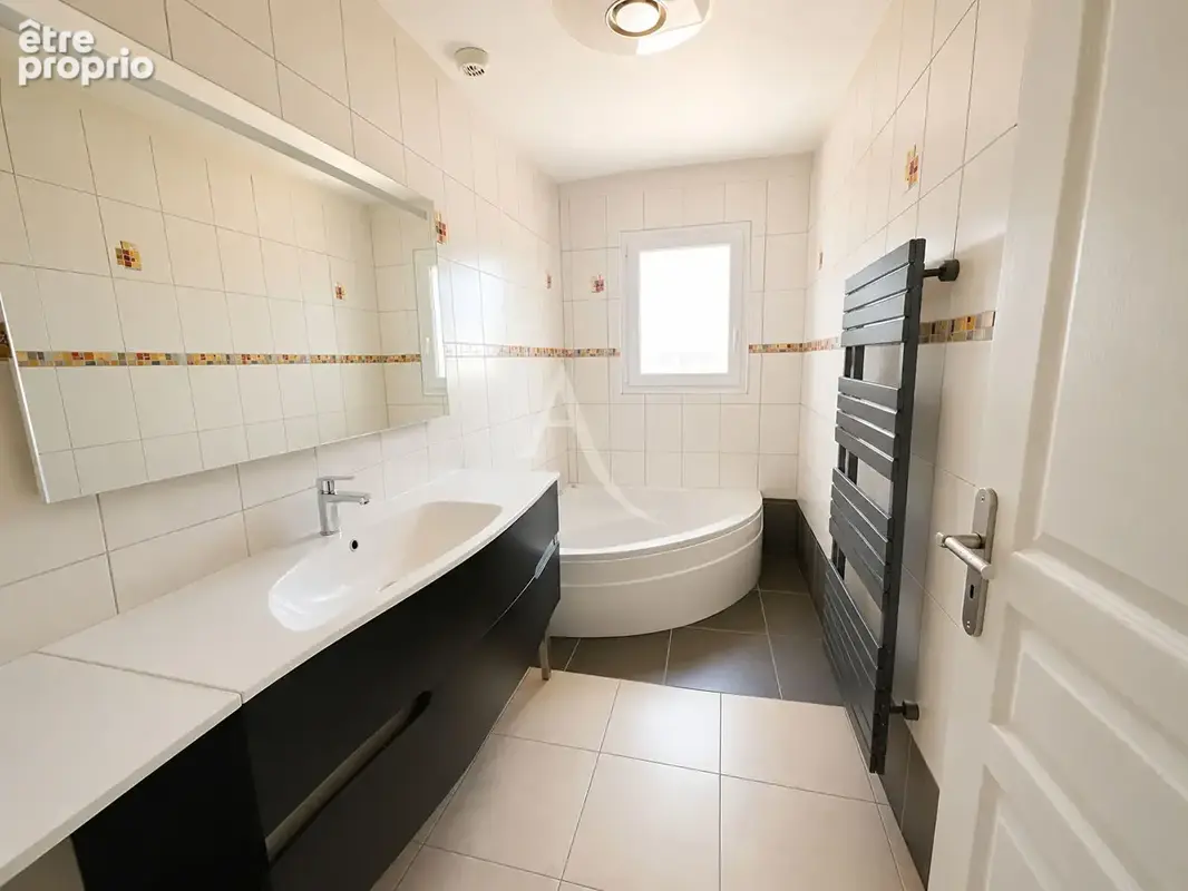 10 MINUTES BESSIERES ? Propriété familiale de standing de 175 m² avec piscine, spa, double habitation et prestations haut de gam - photo 12
