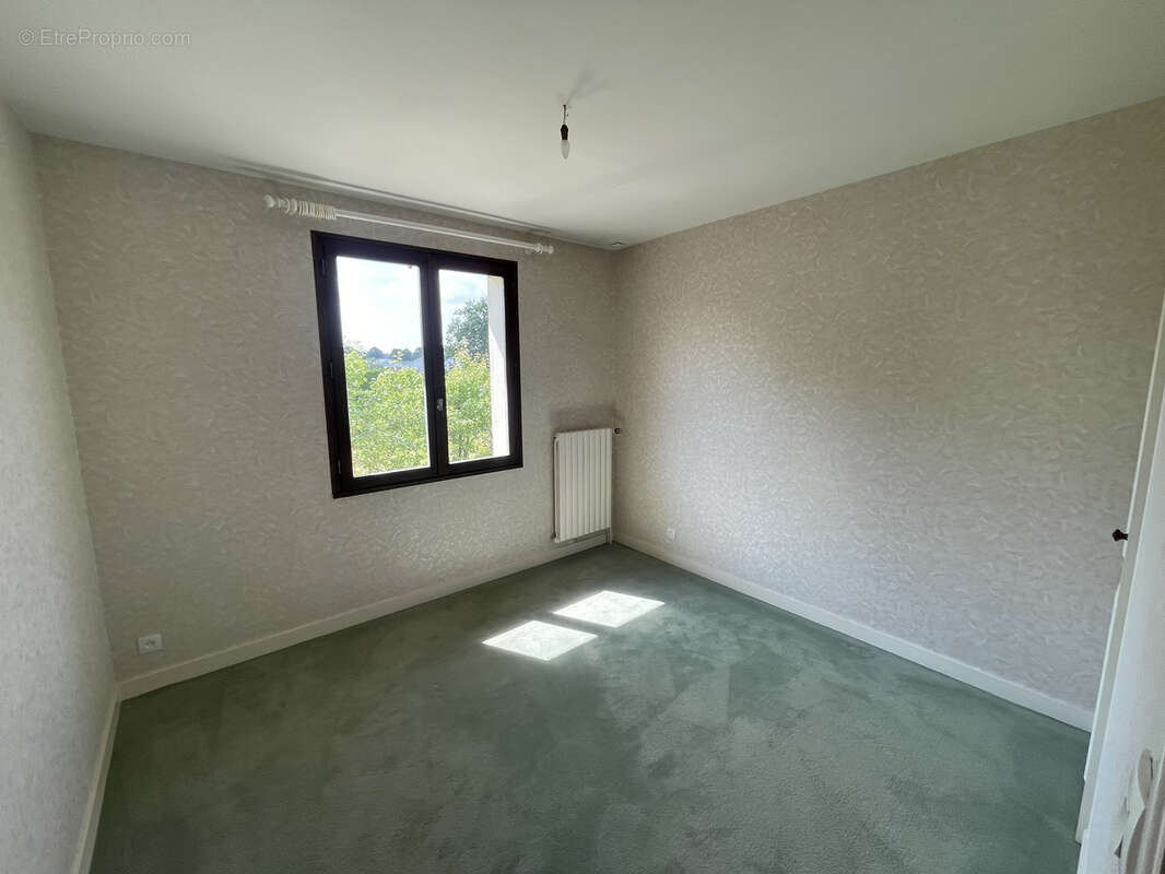 Maison à SAINT-HILAIRE-DU-HARCOUET