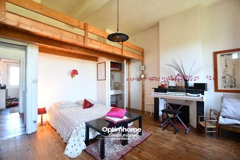 Maison à LA SALVETAT-SAINT-GILLES