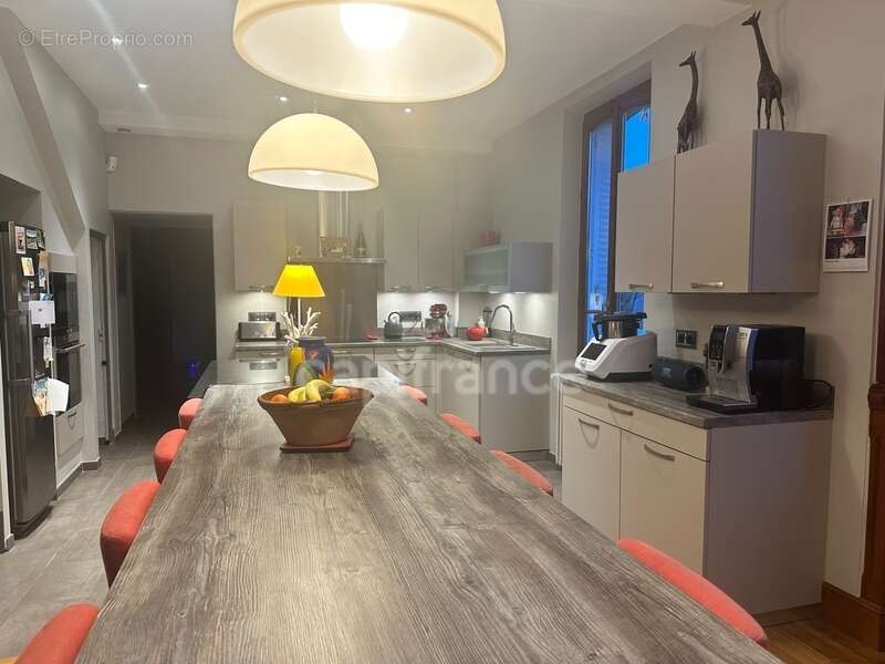 Maison à vendre CHAMPS SUR YONNE (89) Magnifique propriété de 272 m² 6 Chambres Piscine Terrain de 4800 m2 - photo 8