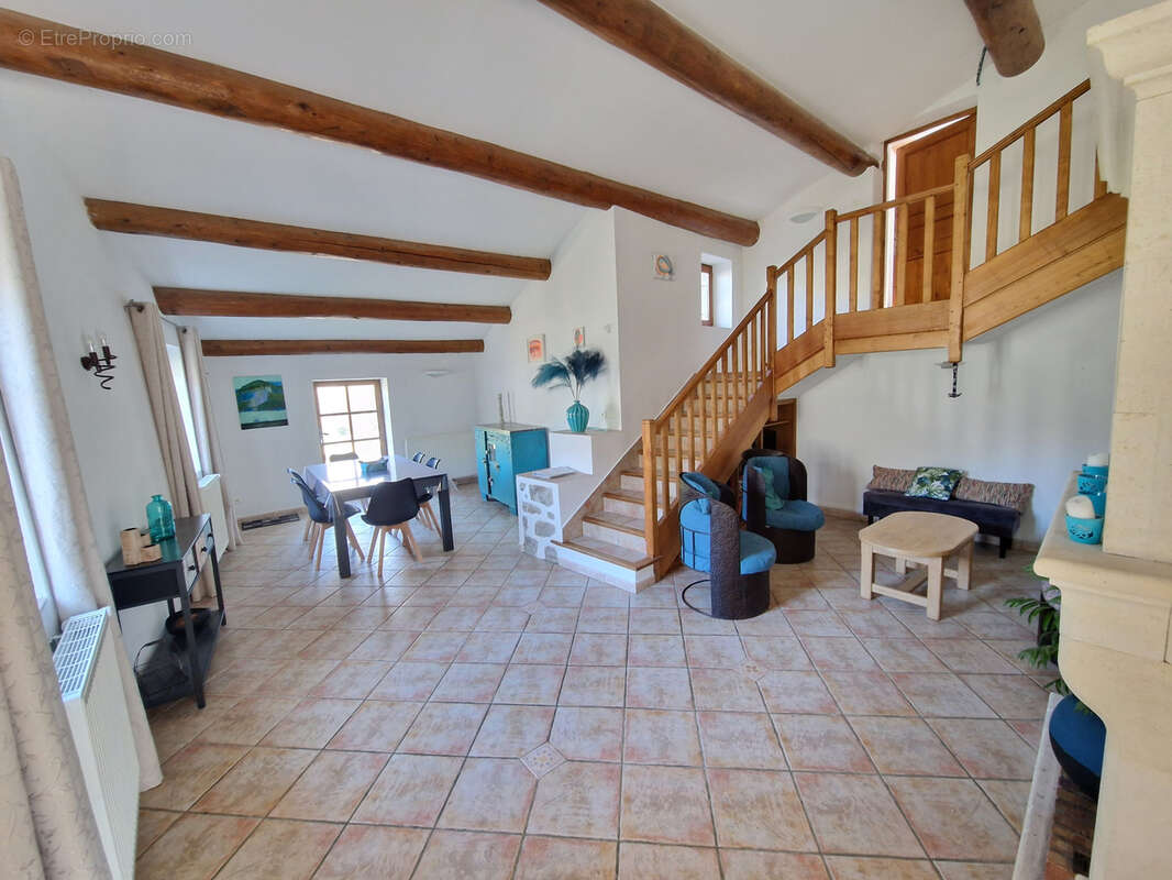 Maison à SAHUNE