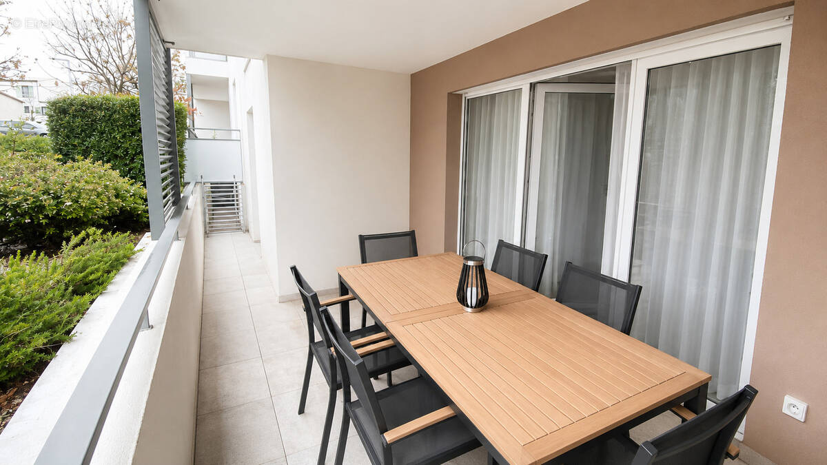 Appartement à SUSSARGUES