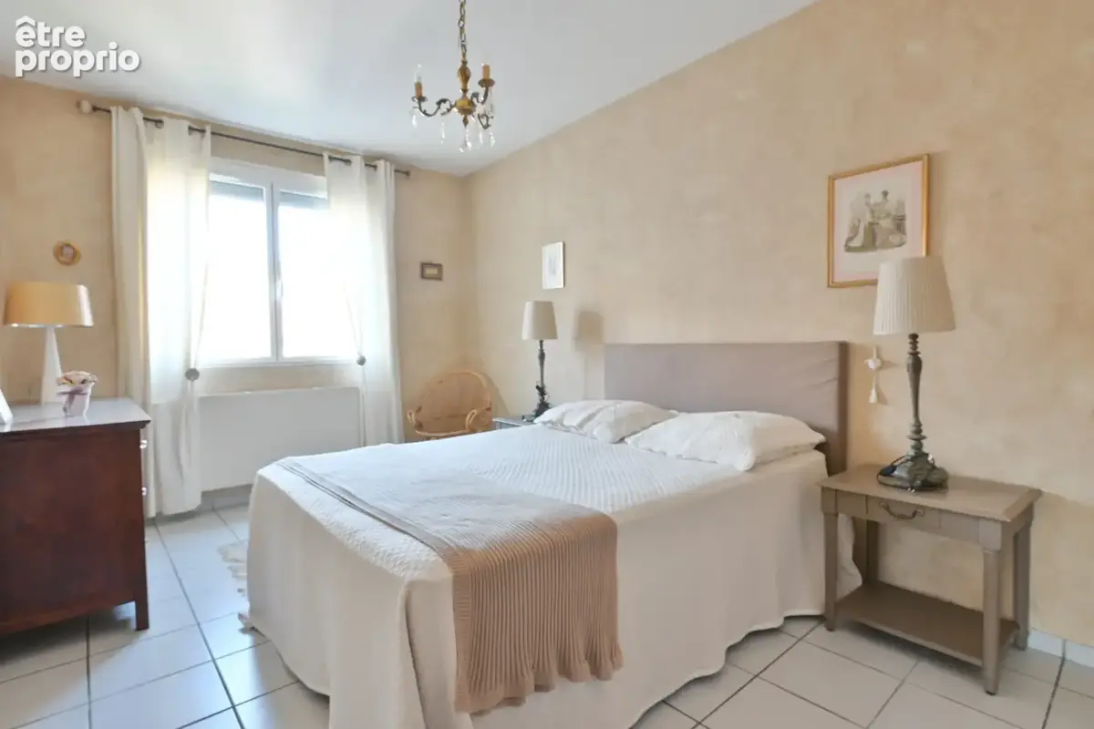 Appartement T3/T4 de 82 m2, balcon, cave et garage fermé   Secteur Beaulieu - photo 10