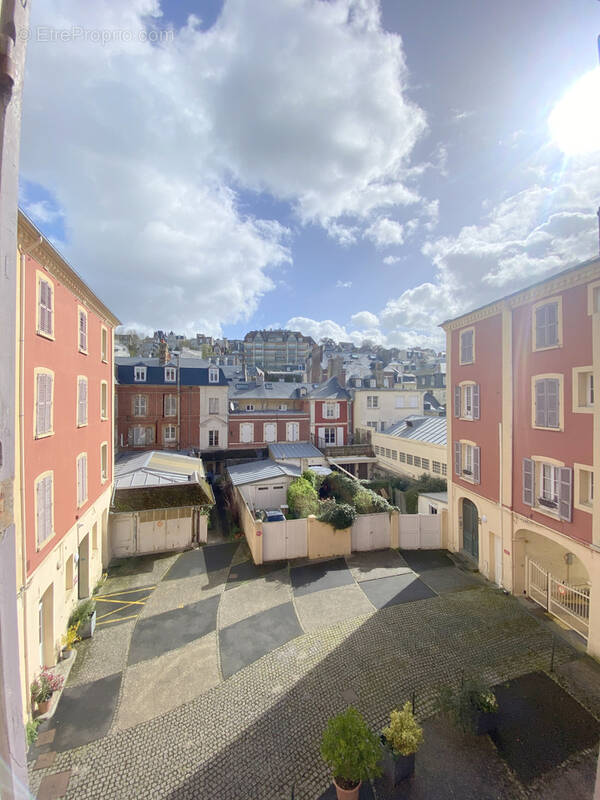 Appartement à TROUVILLE-SUR-MER