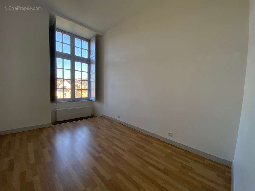Appartement 32 m² à Saumur  - photo 2