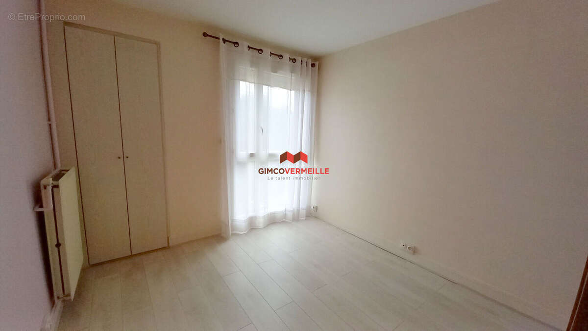 Appartement à BOUGIVAL