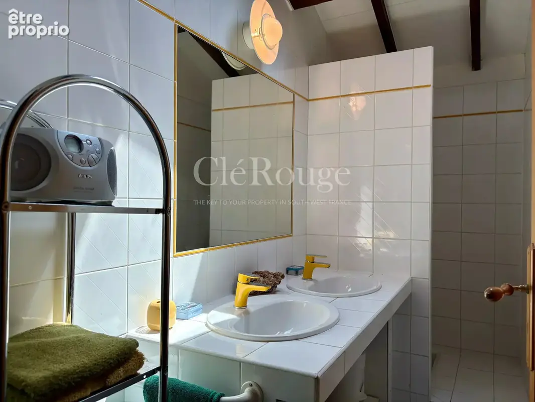 Élégante propriété de caractère avec appartement indépendant, piscine et vues dégagées - photo 20