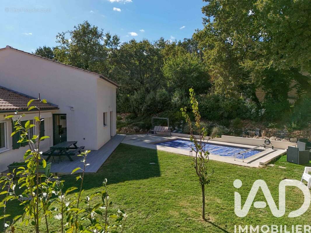 Photo 2 - Maison à ROCHEFORT-DU-GARD