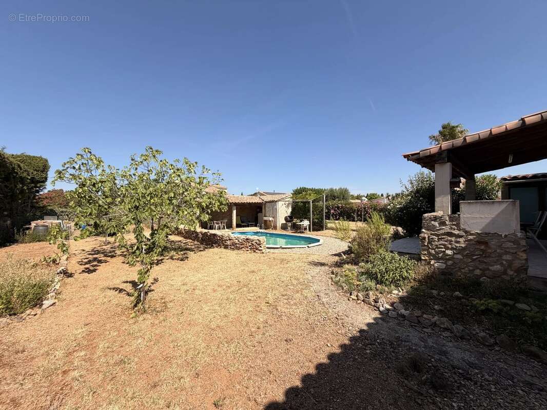 Villa T4 avec garage et piscine ! - photo 15