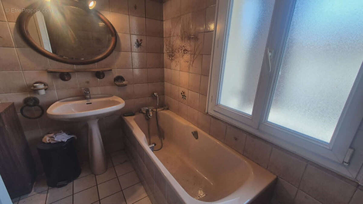 Maison à VINCEY