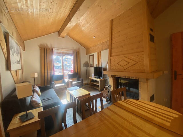 Appartement à LES CHAPELLES