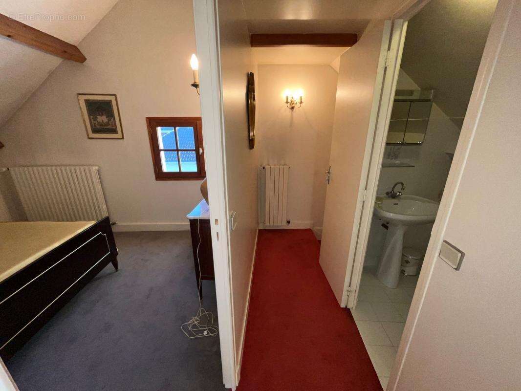 Maison à VAIRES-SUR-MARNE