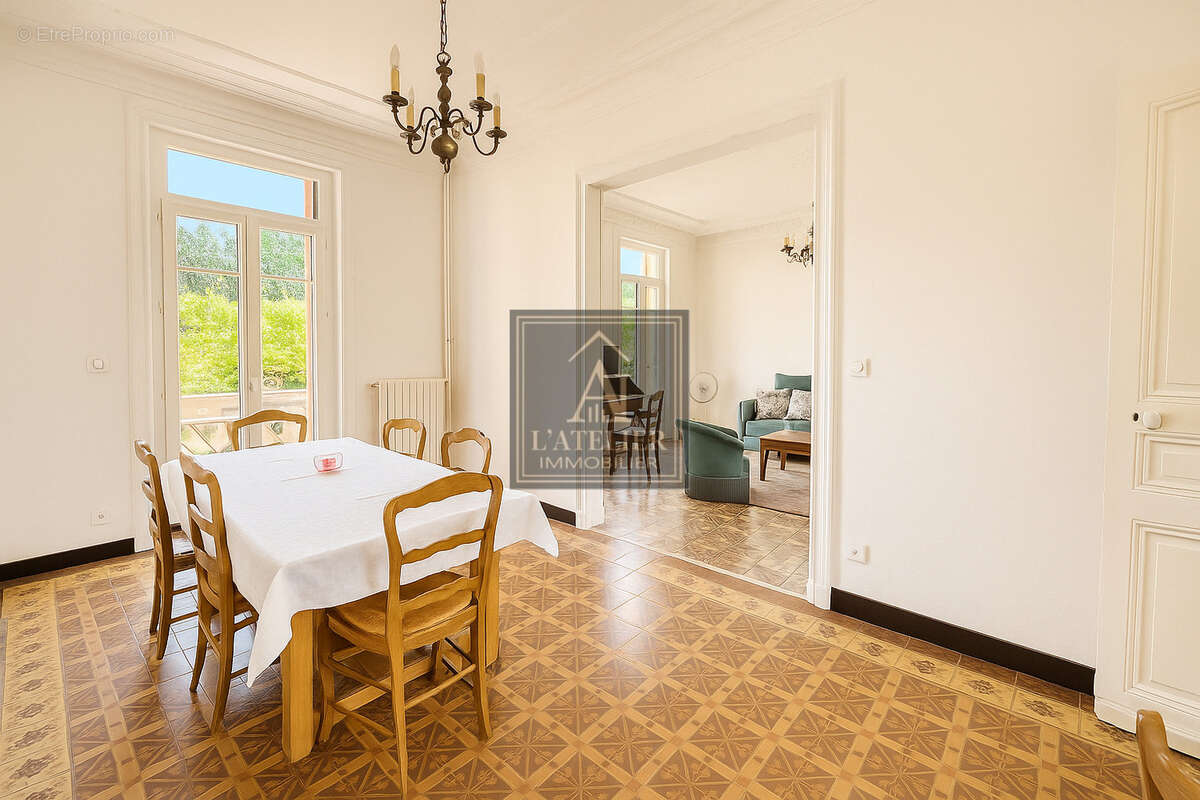 Maison à SOLLIES-TOUCAS