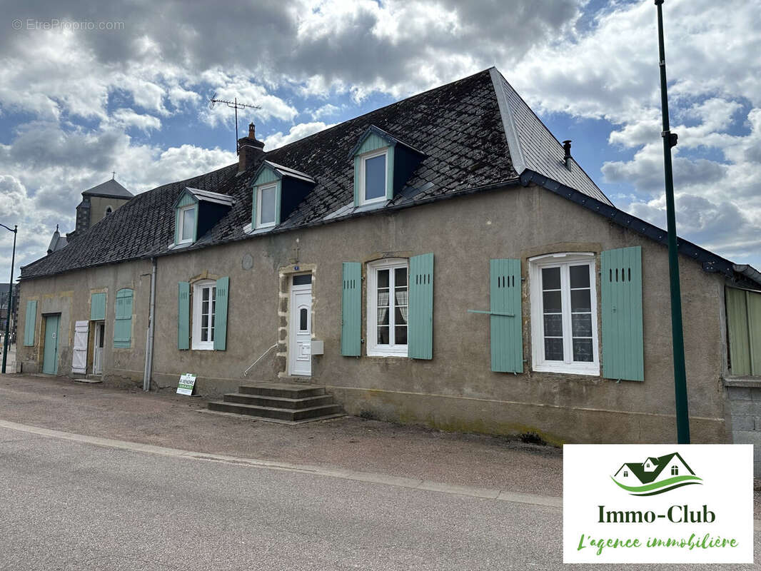 Maison à ARLEUF