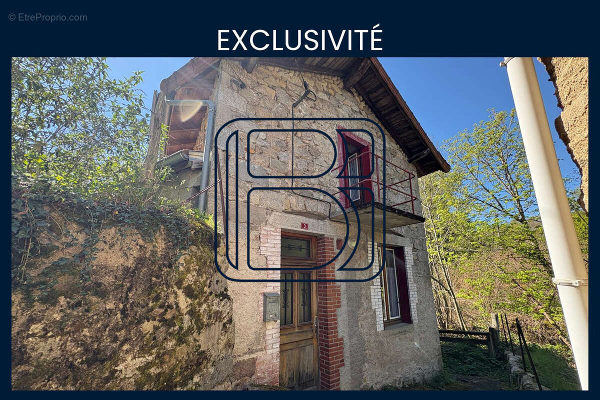 Maison à VERTOLAYE