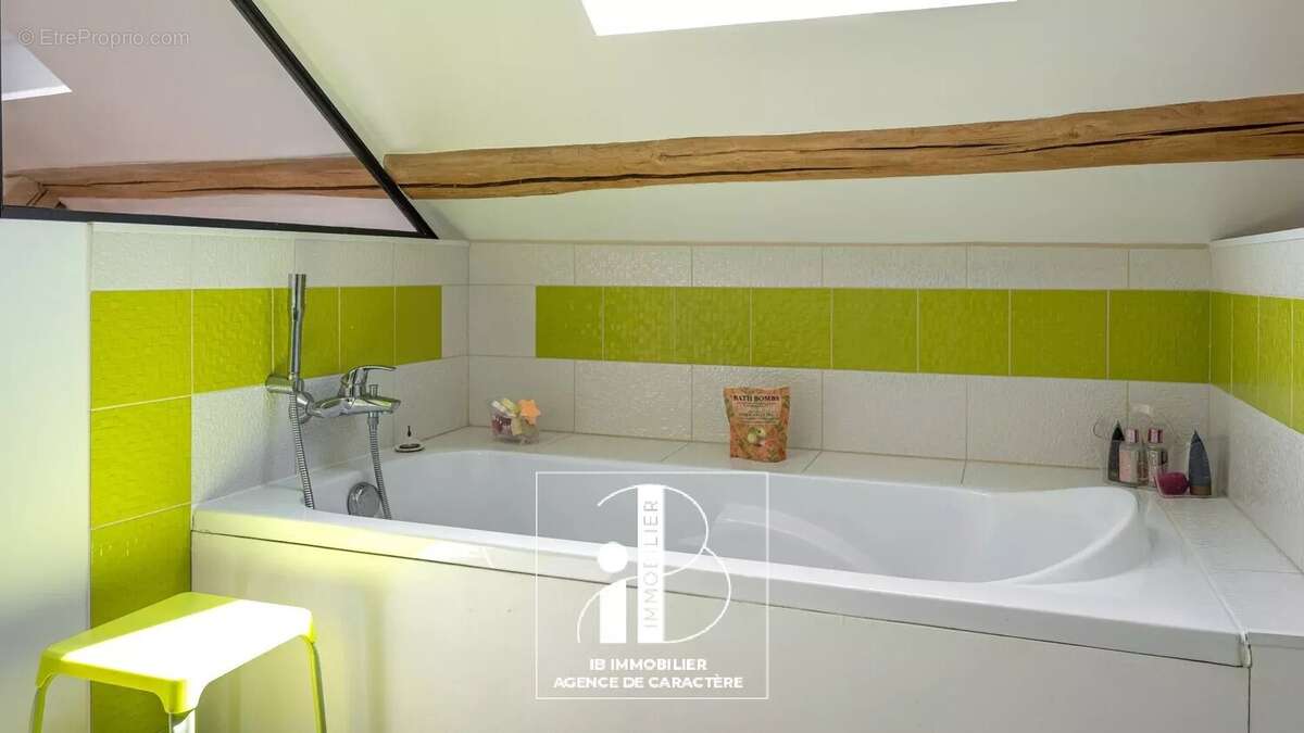 Maison à MORET-SUR-LOING