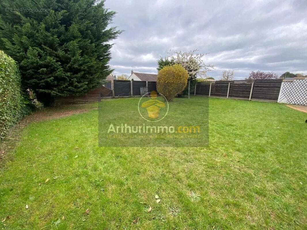 Maison à FONTENAY-TRESIGNY