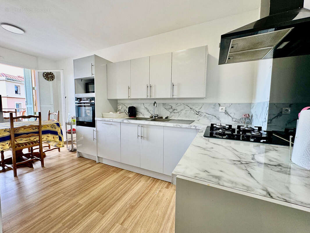 Appartement à MARSEILLE-12E