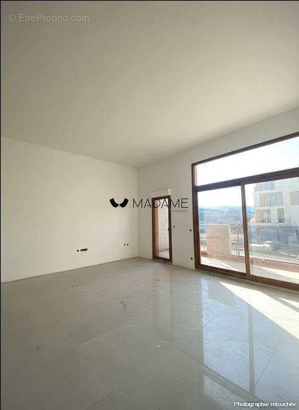 Appartement 81 m² à Vif  - photo 4