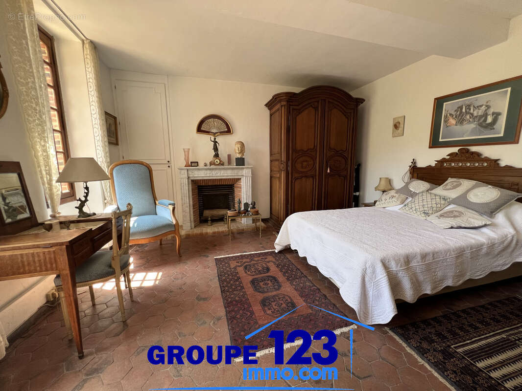 Propriété de caractère aux multiples projets à Saint Maurice le Vieil! - photo 5