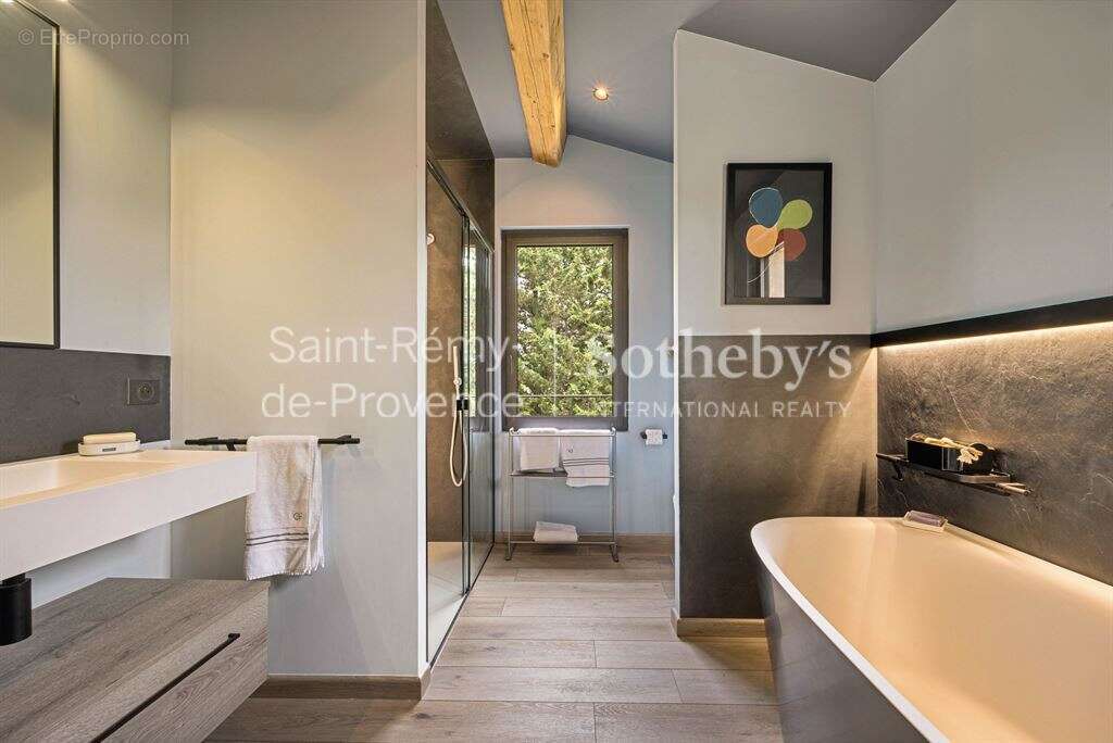 Maison à EYGALIERES