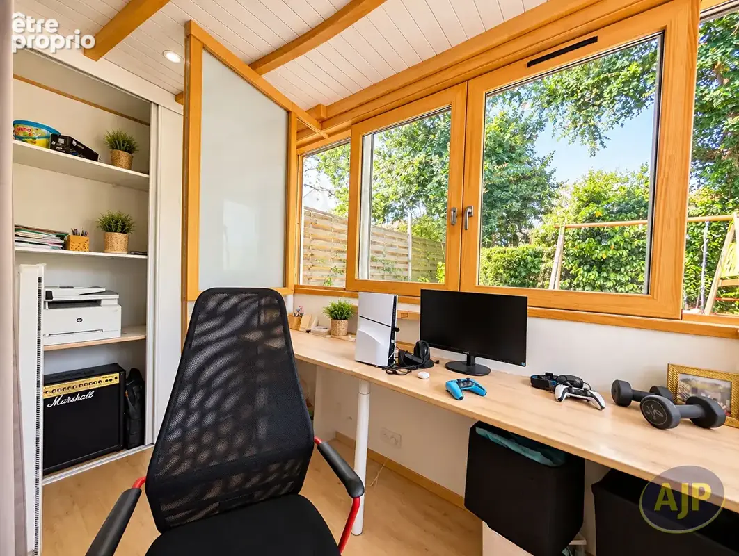 REZÉ - Maison 4 chambres - photo 11