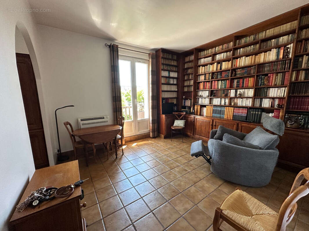Appartement à LE PERREUX-SUR-MARNE