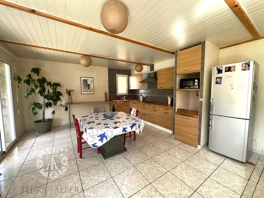 Maison à LAROQUE-DES-ALBERES