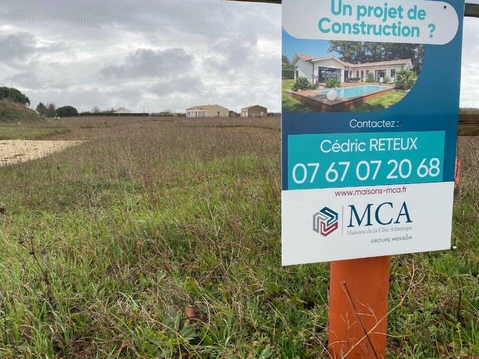 Terrain à LE MUNG