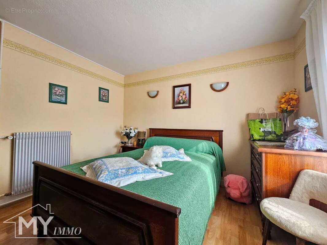 Maison à LA ROQUILLE