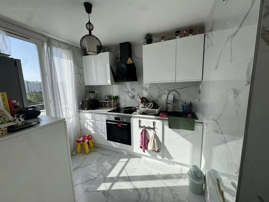 Appartement à MARSEILLE-13E